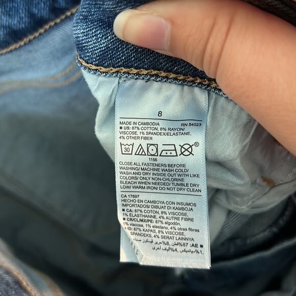 Old Navy Rockstar Mid Rise Cotton Blend Denim Jeans - Picture 8 of 11